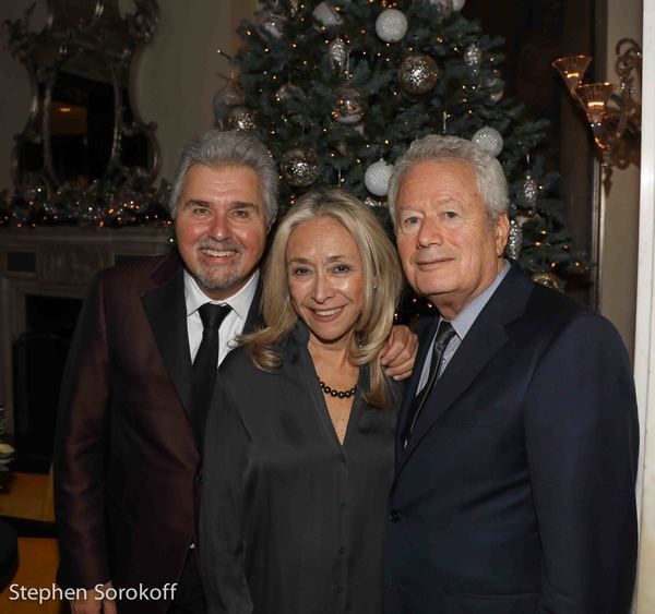 Photo Coverage: Steve Tyrell Comes Home For The Holidays At Cafe Carlyle Image
