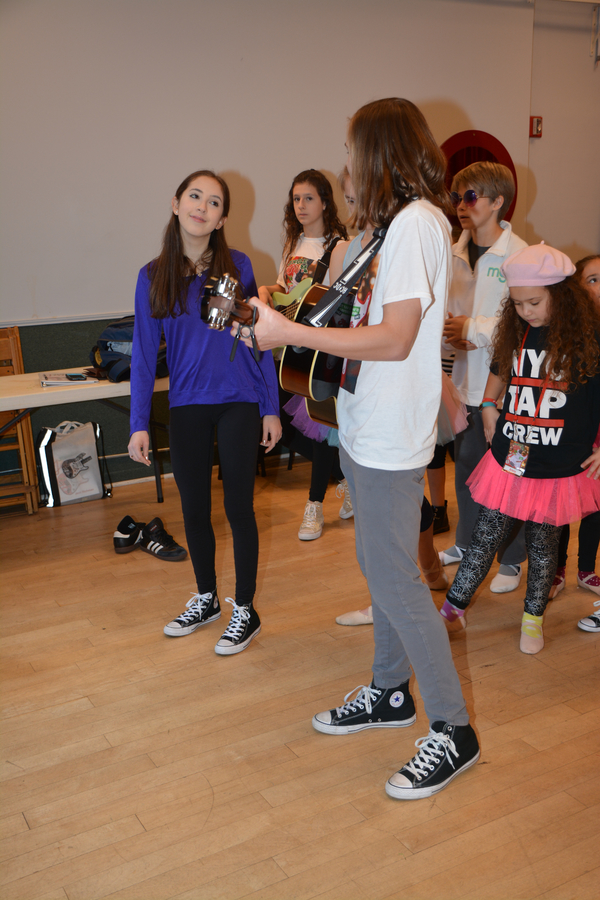Photo Coverage: Retter Entertainment Rehearses JINGLE JAM 2016 Image
