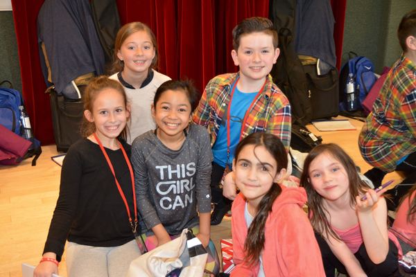 Photo Coverage: Retter Entertainment Rehearses JINGLE JAM 2016 Image
