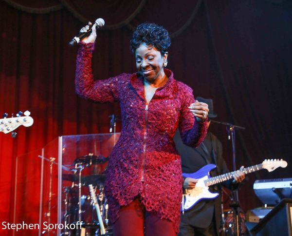 Photo Coverage: Gladys Knight performs at LIFE's 'Lady in Red Gala' Image