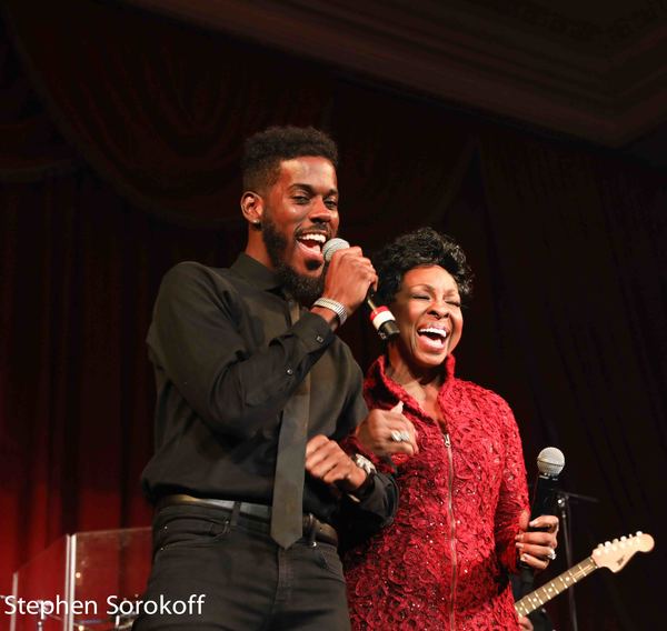 Photo Coverage: Gladys Knight performs at LIFE's 'Lady in Red Gala' Image