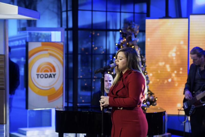 VIDEO: Kelly Clarkson Performs 'It's Quiet Uptown' from HAMILTON Mixtape on 'Today' Image