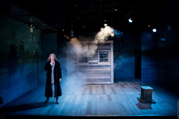 Therese Plaehn in ANNA CHRISTIE, directed by Peter Richards. Photo by Maria Baranova. Photo