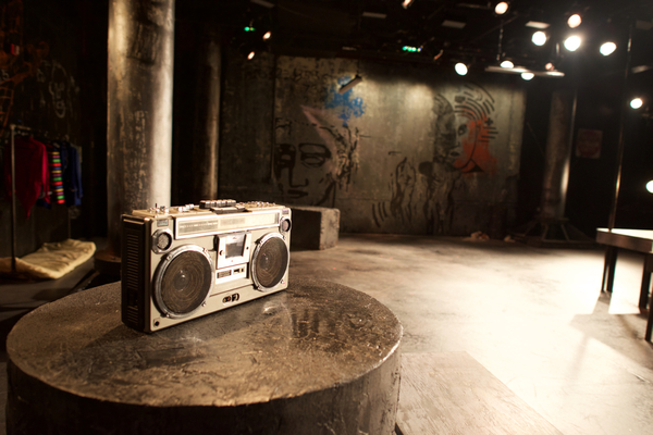 Photo Flash: First Look at Vertigo Theater Company's STREET CHILDREN at New Ohio Theatre Image