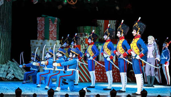 Photo Flash: The Houston Ballet Presents THE NUTCRACKER Image