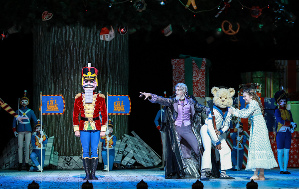 Photo Flash: The Houston Ballet Presents THE NUTCRACKER Image