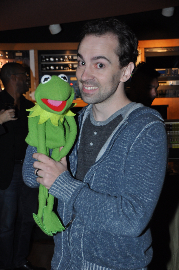 Exclusive Photo Coverage: SOMETHING ROTTEN Gets Help from a Friend for Carols For A Cure Image