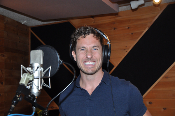 Exclusive Photo Coverage: SOMETHING ROTTEN Gets Help from a Friend for Carols For A Cure Image