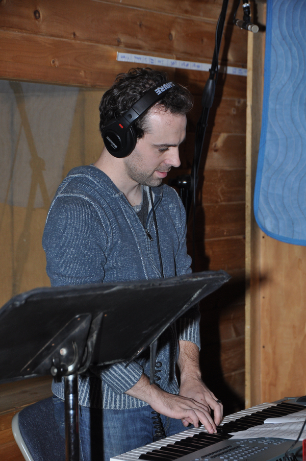Exclusive Photo Coverage: SOMETHING ROTTEN Gets Help from a Friend for Carols For A Cure Image