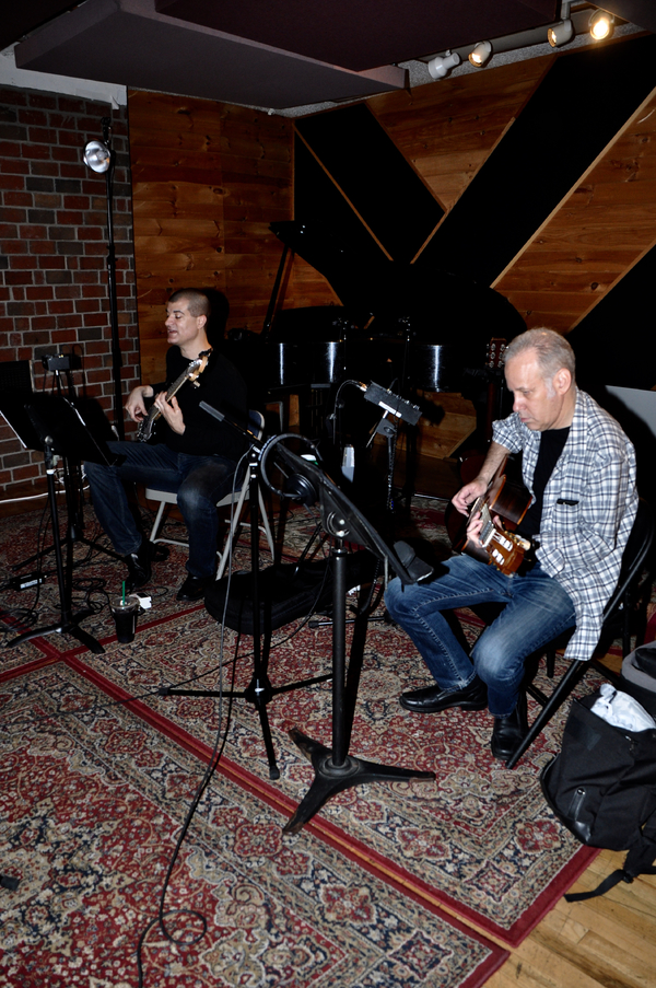 Exclusive Photo Coverage: SOMETHING ROTTEN Gets Help from a Friend for Carols For A Cure Image
