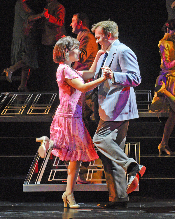 Photo Flash: First Look at IT'S A WONDERFUL LIFE at Houston Grand Opera Image