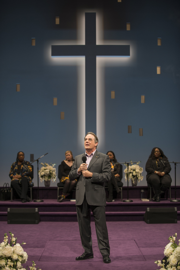 Photo Flash: First Look at Tom Irwin and More in THE CHRISTIANS at Steppenwolf Theatre Company Image