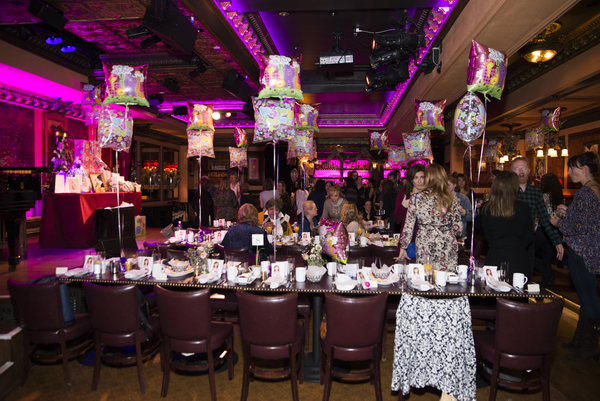 Photo Flash: Dear Friends Celebrate Laura Benanti's Baby Shower at Feinstein's/54 Below 