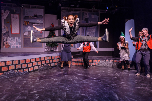 Photo Flash: First Look at Harry Connick, Jr.'s THE HAPPY ELF, Opening Tomorrow at Red Branch Theatre Company Image