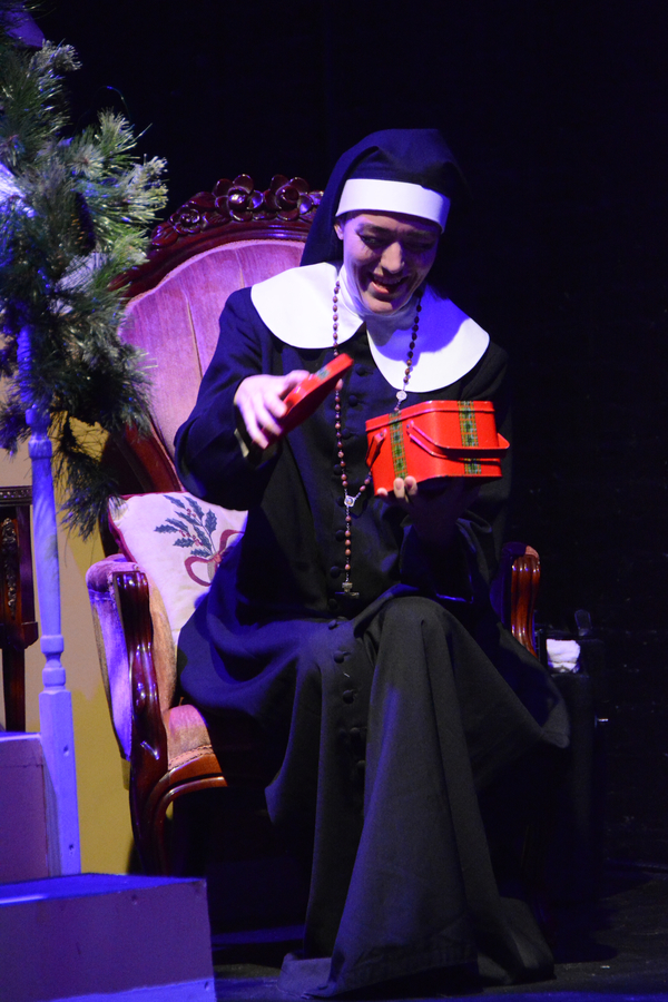 Photo Coverage: MADELINE'S CHRISTMAS Gets New York Premiere at The Lion Theatre 