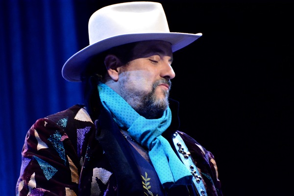 Photo Coverage: THE MAVERICKS Sleigh Bells Ring Out! Image