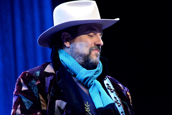 Photo Coverage: THE MAVERICKS Sleigh Bells Ring Out! Image