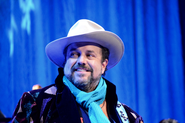 Photo Coverage: THE MAVERICKS Sleigh Bells Ring Out! Image