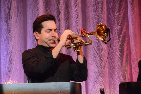 Photo Coverage: THE MAVERICKS Sleigh Bells Ring Out! Image