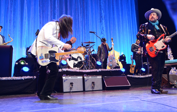Photo Coverage: THE MAVERICKS Sleigh Bells Ring Out! Image