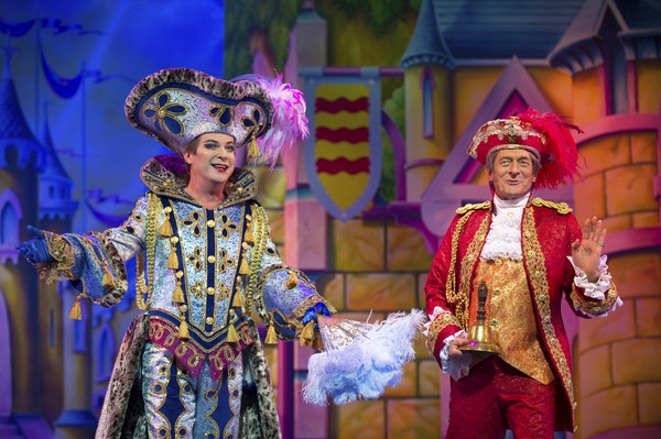 Photo Flash: Pantomime Returns to the London Palladium with CINDERELLA Image