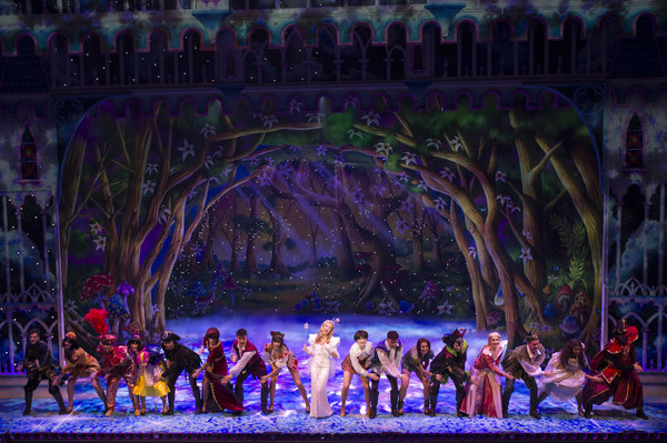 Photo Flash: Pantomime Returns to the London Palladium with CINDERELLA Image