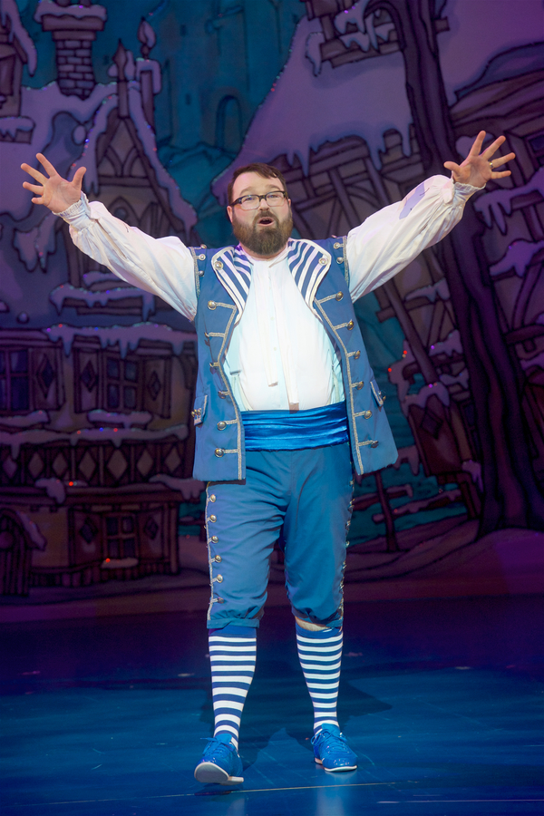 Photo Flash: First Look at CINDERELLA at The Bristol Hippodrome Image