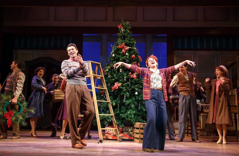 Give the Gift of Broadway This Holiday Season with BroadwayWorld's 2016 Holiday Gift Guide! Image