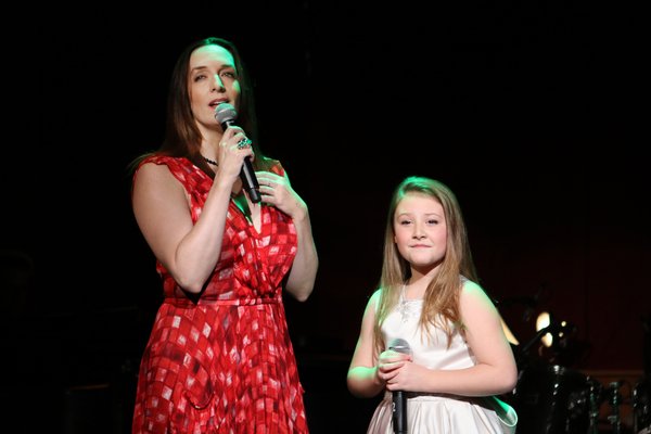 Photo Flash: Jarrod Spector, Julia Murney, and More Celebrate the Holidays with Broadway Dreams Image