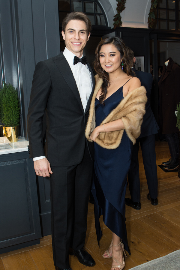 Photo Flash: Jenna Ushkowitz, Max von Essen, Laura Osnes and More Attend Broadway Style Guide's 2016 Holiday Soiree Image