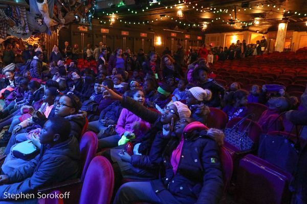 Photo Coverage: Kids Wait Outside To Go INSIDE BROADWAY at CATS 