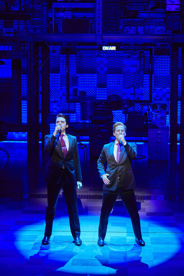 Photo Flash: First Look at Matthew Seadon-Young, Barbara Drennan and Joseph Prouse in West End's BEAUTIFUL - THE CAROLE KING MUSICAL Image