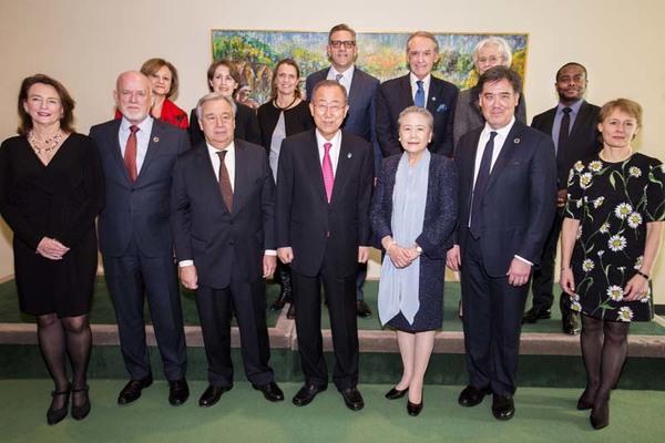 Photo Flash: Alan Gilbert and the New York Philharmonic Perform at United Nations Image