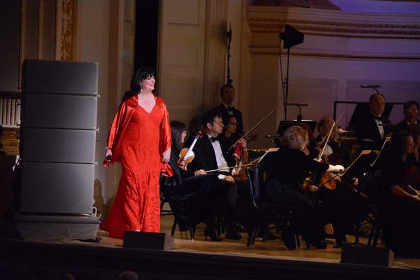 Photo Coverage: NY Pops Christmas Concert Featuring Liz Callaway Image