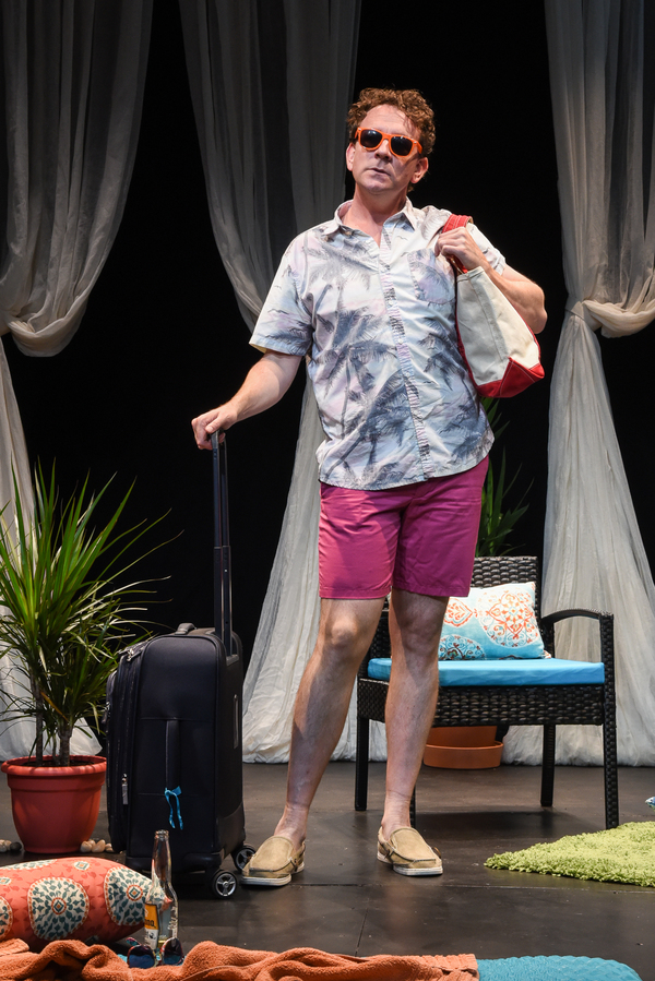 Photo Flash: Drew Droege Returns Off-Broadway in BRIGHT COLORS AND BOLD PATTERNS Tonight Image