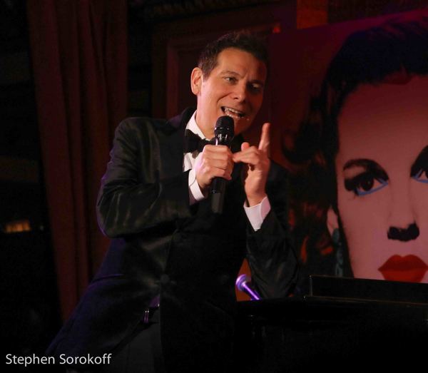 Photo Coverage: Feinstein's/54 Below Celebrates the Holidays with Michael Feinstein & Norm Lewis  Image