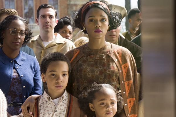 BWW Photo Flash: Houston Gets Early Screening of HIDDEN FIGURES Image