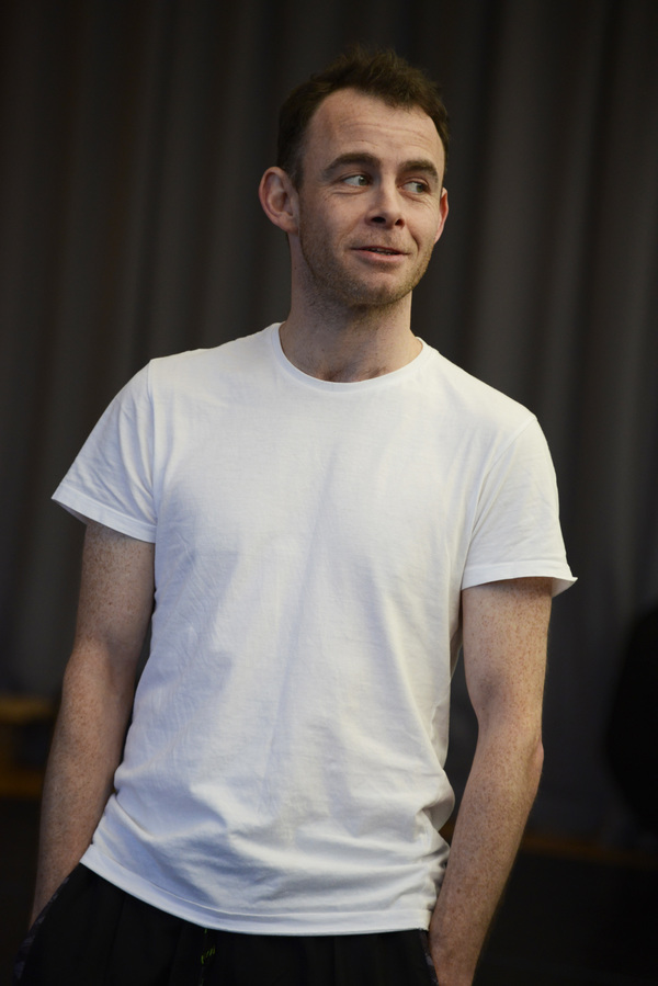 Photo Flash: In Rehearsal for Northern Broadsides' New Adaptation of CYRANO at New Vic Theatre 