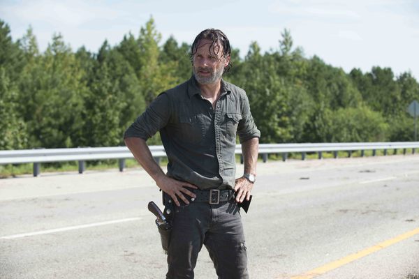 Photo Flash: AMC Shares WALKING DEAD Season 7B Official Synopsis & First Look Images Image