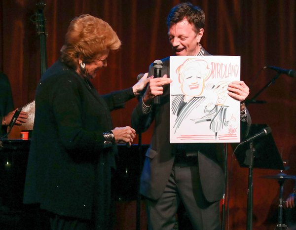 Photo Coverage: Justin 'Squigs' Robertson Draws at Jim Caruso's Cast Party Image