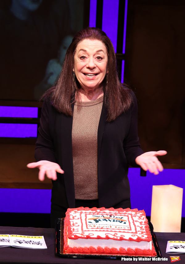 Photo Coverage: NOT THAT JEWISH Celebrates 100th Performance at New World Stages Image