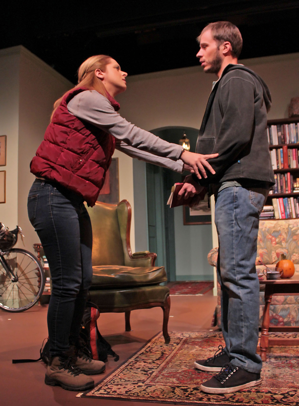 Photo Flash: First Look at 4000 MILES at Hampton Theatre Company Image