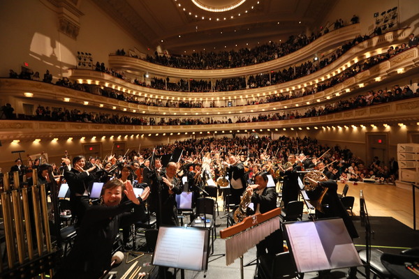 Photo Flash: First Look at Yoshiki With the Tokyo Philharmonic Orchestra at Carnegie Hall Image