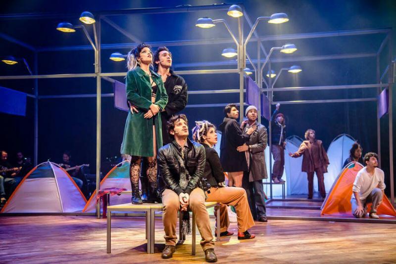 BWW Review: 17 Years Later RENT Revivals in Brazil BWW Review: 17 Years Later RENT Revivals in Brazil