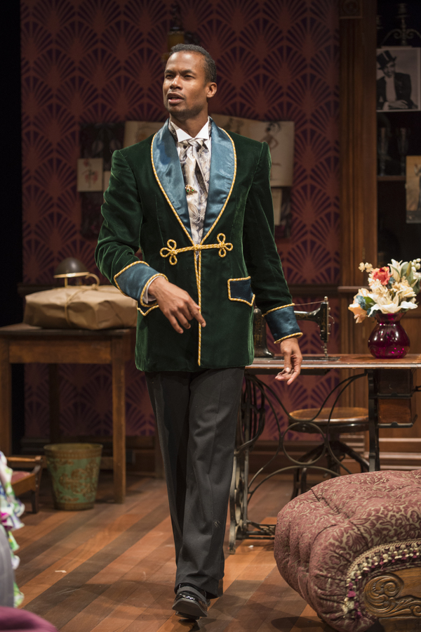 Photo Flash: BLUES FOR AN ALABAMA SKY at Court Theatre Image