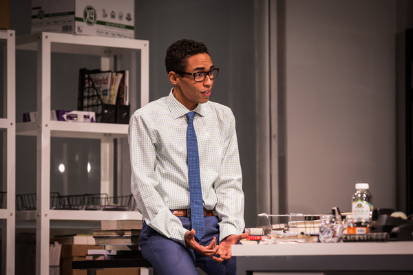 Photo Flash: First Look at Chicago Premiere of GLORIA at the Goodman Image