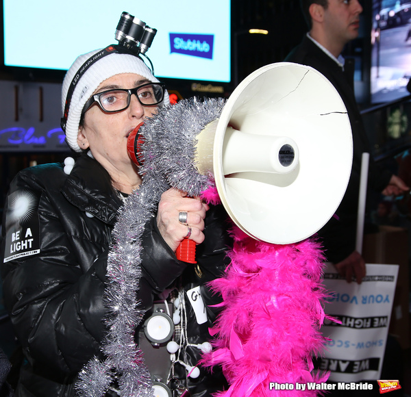 Photo Coverage: On Inauguration Eve, Broadway Unites to Take a Pledge for the Ghostlight Project 