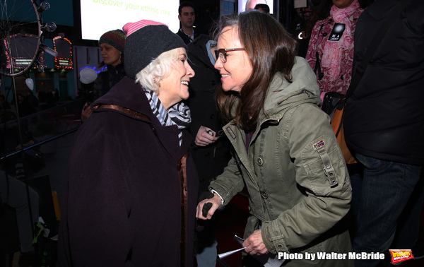Photo Coverage: On Inauguration Eve, Broadway Unites to Take a Pledge for the Ghostlight Project Image