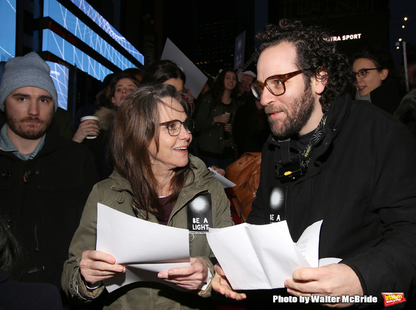 Photo Coverage: On Inauguration Eve, Broadway Unites to Take a Pledge for the Ghostlight Project 