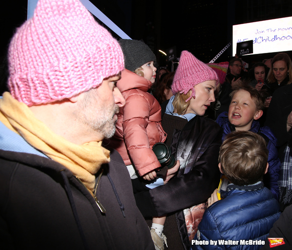 Photo Coverage: On Inauguration Eve, Broadway Unites to Take a Pledge for the Ghostlight Project 